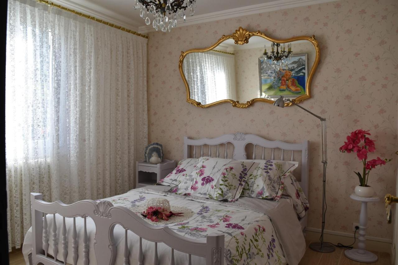 Holiday home Au Printemps Japonais, Petit Train De La Mure, Parc Des Ecrins *