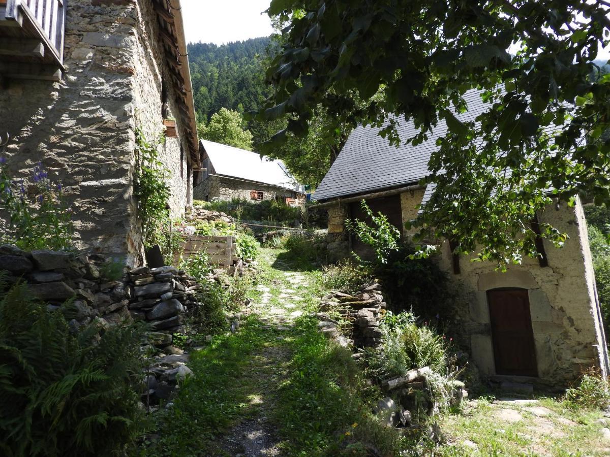 Holiday home Au Printemps Japonais, Petit Train De La Mure, Parc Des Ecrins *